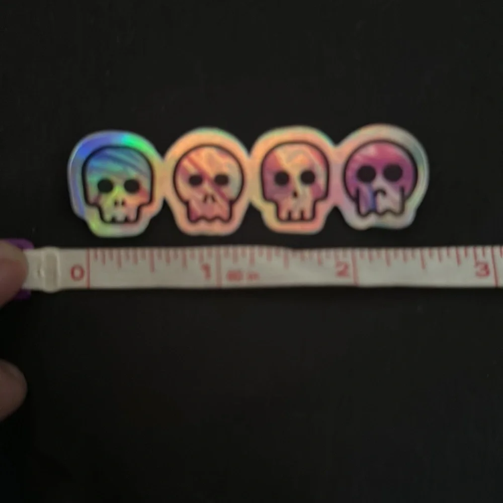 N/A holographic skull